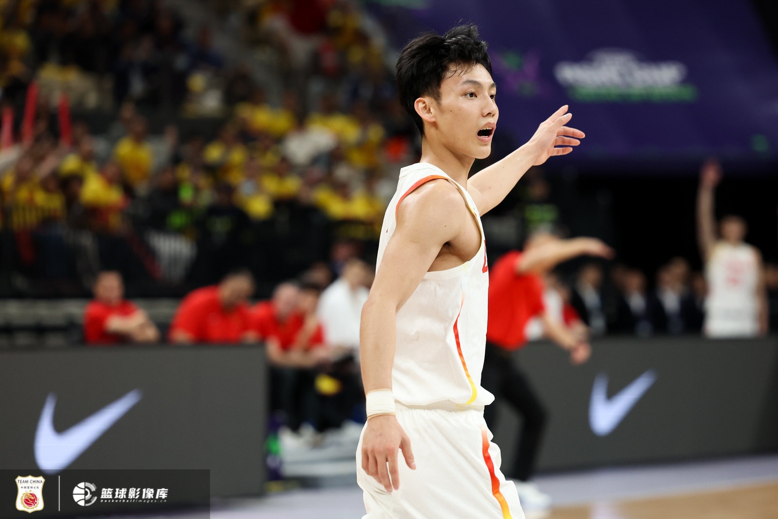 首發(fā)出戰(zhàn)不在狀態(tài)！徐杰全場3中0沒得分 拿到3板1助2斷另2失誤